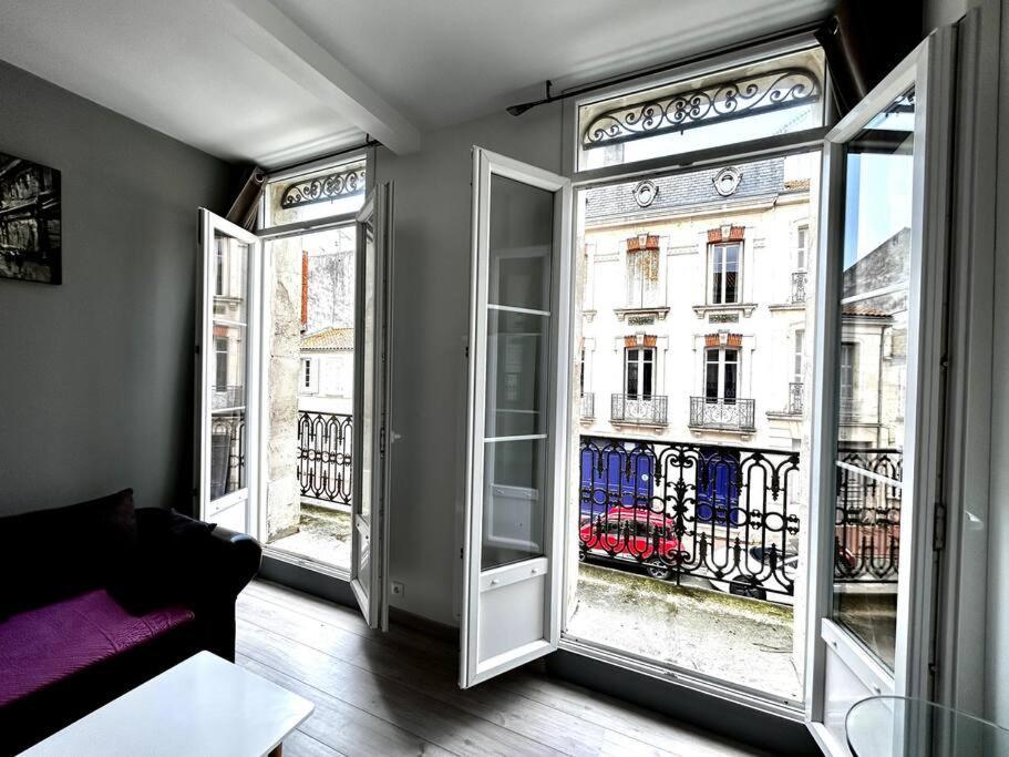 Le Republique - Logements Avec Jardin Situes En Plein Coeur De Ville Et Proche Des Thermes Rochefort  Exterior foto